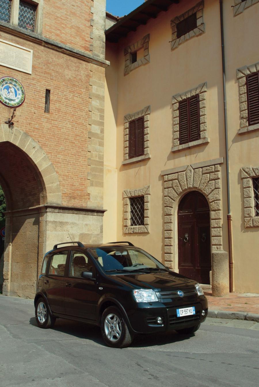  Fiat Panda 4x4 2005 года  (фото 18 из 76)